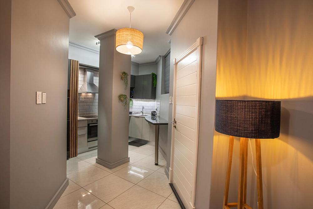 Appartamento 2 Sleeper Stylish Sanctuary Durban Esterno foto
