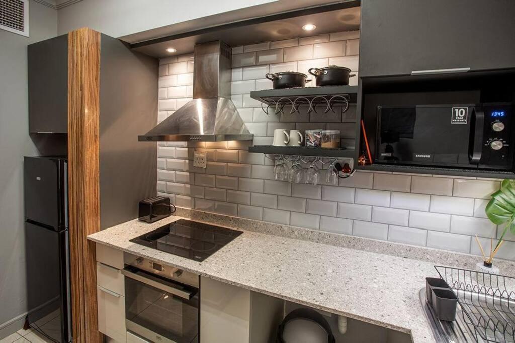 Appartamento 2 Sleeper Stylish Sanctuary Durban Esterno foto